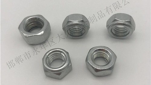 防松螺母是如何做到防松的效果的？